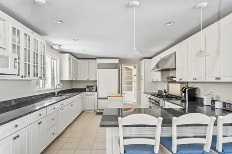 23 Beetle Swamp Road Edgartown MA 02539