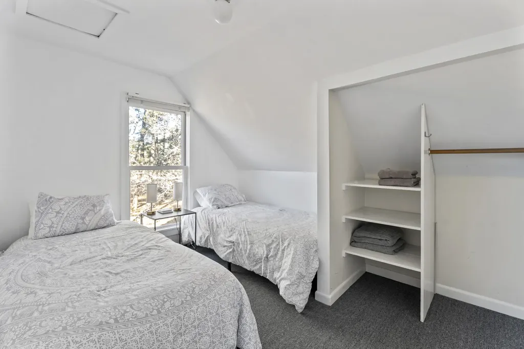 22 Old Harbor Lane Oak Bluffs MA 02557