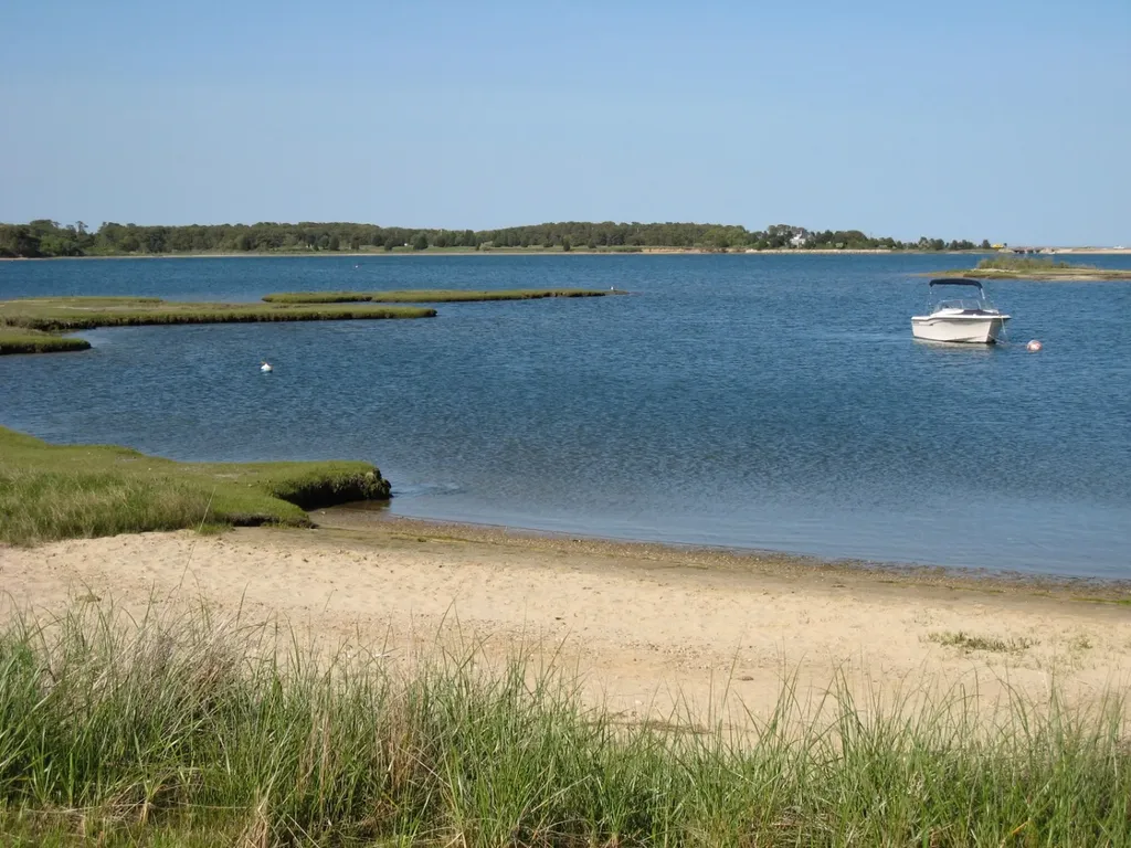 22 Old Harbor Lane Oak Bluffs MA 02557