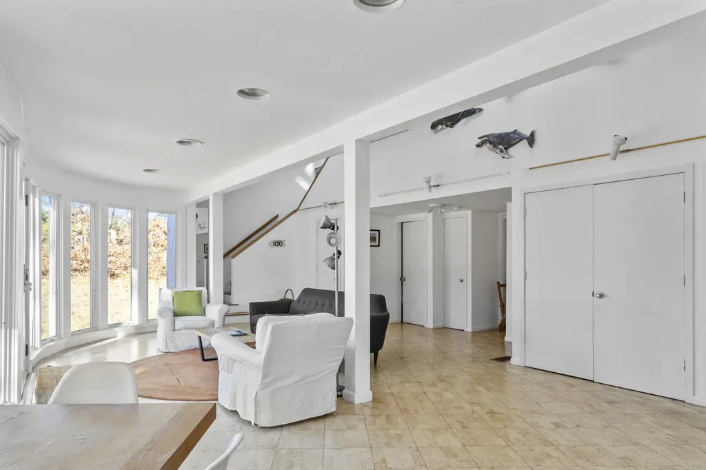 22 Old Harbor Lane Oak Bluffs MA 02557