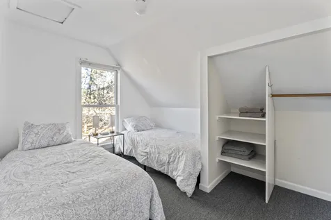 22 Old Harbor Lane Oak Bluffs MA 02557
