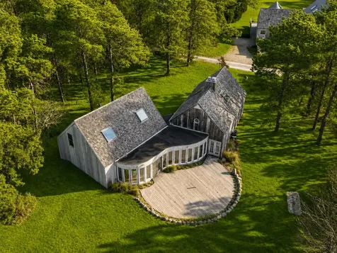 22 Old Harbor Lane Oak Bluffs MA 02557