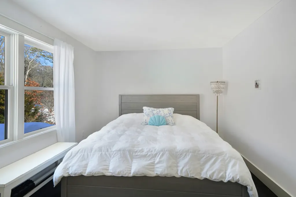 241 Daggett Avenue Vineyard Haven MA 02568