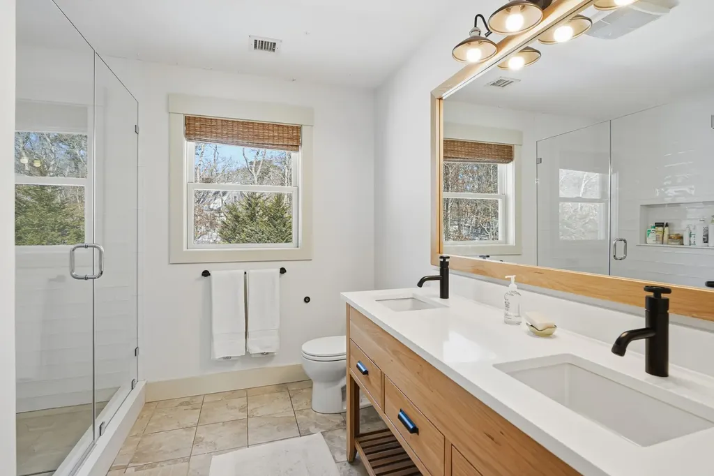 241 Daggett Avenue Vineyard Haven MA 02568