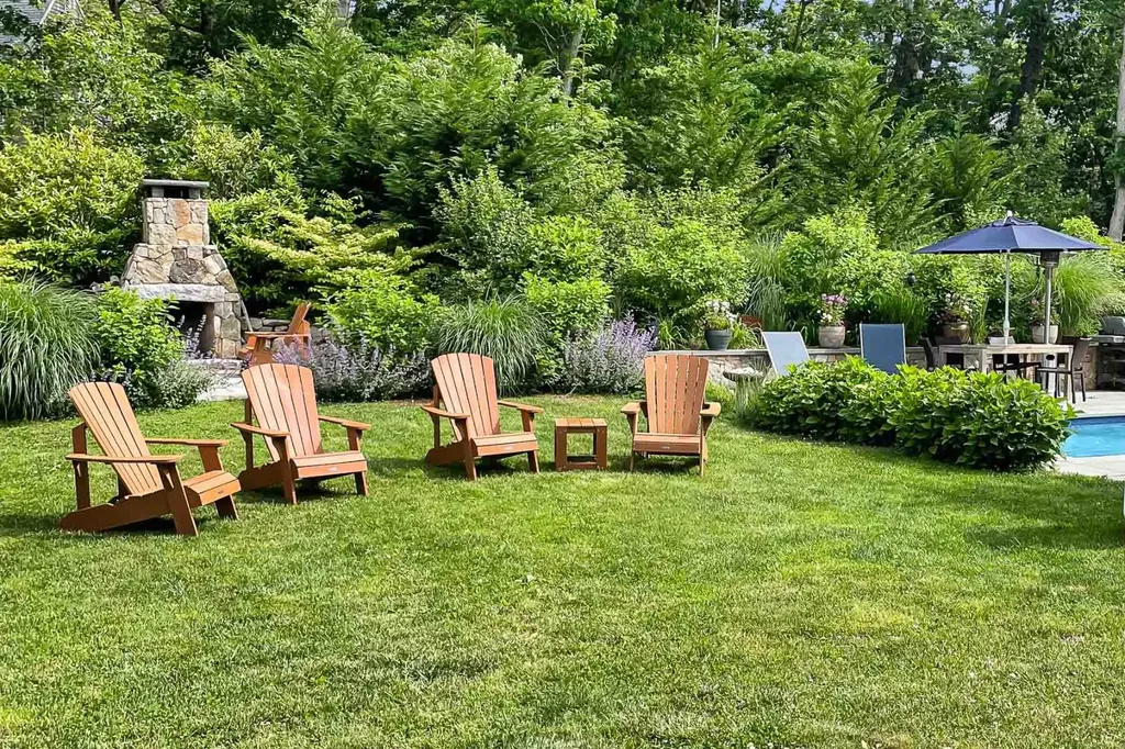 241 Daggett Avenue Vineyard Haven MA 02568