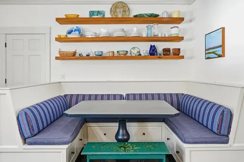 241 Daggett Avenue Vineyard Haven MA 02568