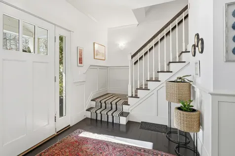 241 Daggett Avenue Vineyard Haven MA 02568