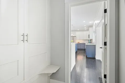 241 Daggett Avenue Vineyard Haven MA 02568