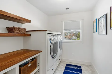 241 Daggett Avenue Vineyard Haven MA 02568