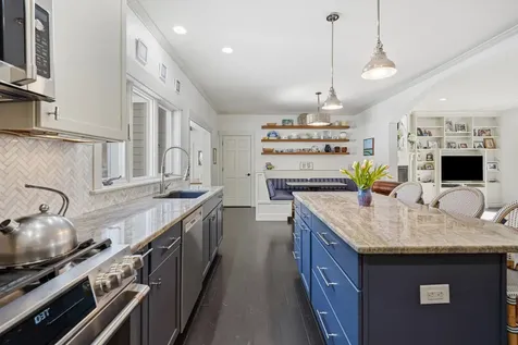 241 Daggett Avenue Vineyard Haven MA 02568