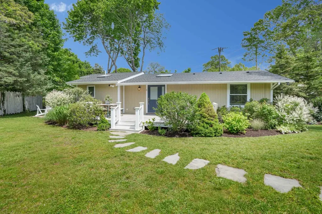 3 Kims Way Oak Bluffs MA 02557