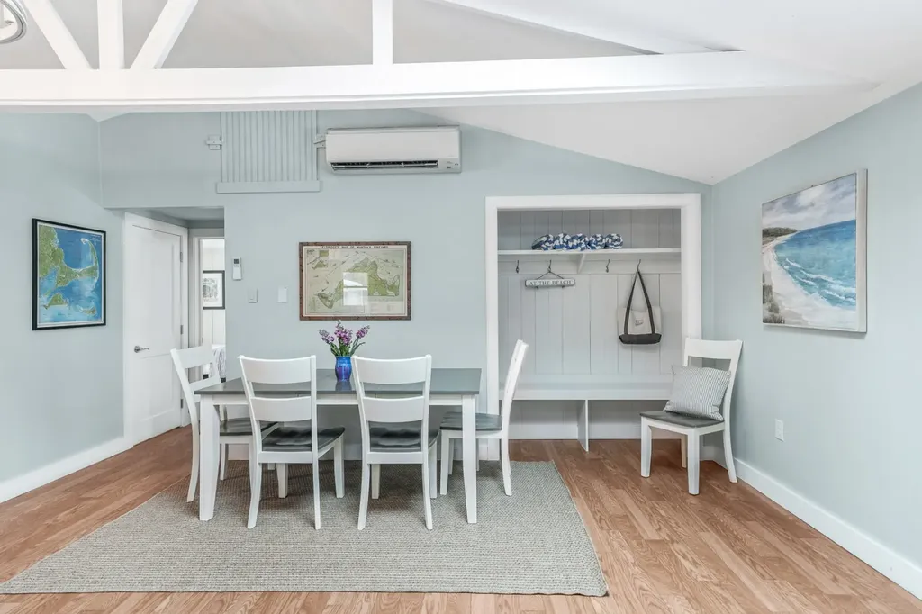 3 Kims Way Oak Bluffs MA 02557