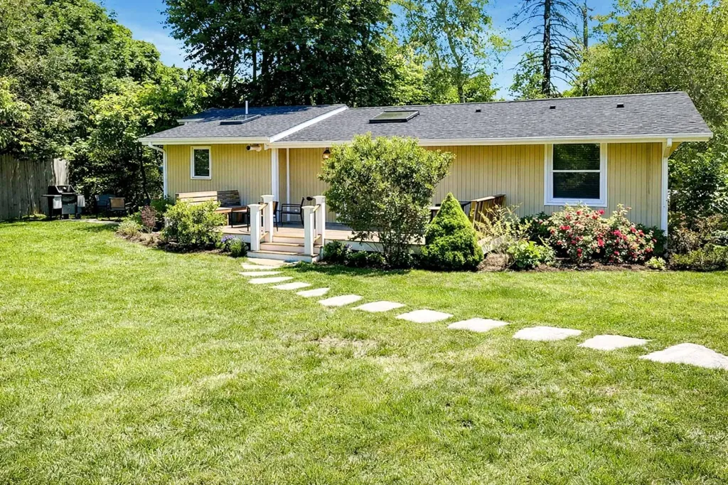 3 Kims Way Oak Bluffs MA 02557