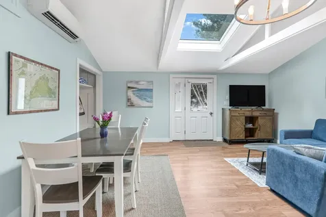 3 Kims Way Oak Bluffs MA 02557