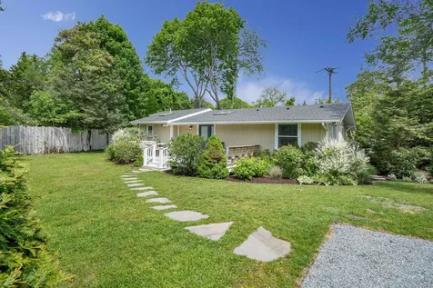 3 Kims Way Oak Bluffs MA 02557