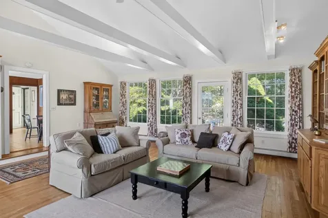 94 Weaver Lane Vineyard Haven MA 02568