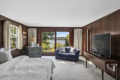 94 Weaver Lane Vineyard Haven MA 02568