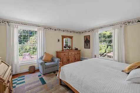 94 Weaver Lane Vineyard Haven MA 02568