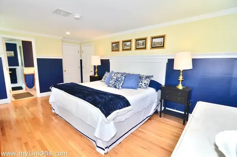 69 Whalers Walk Edgartown MA 02549