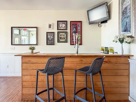 79 Beach Road Vineyard Haven MA 02568