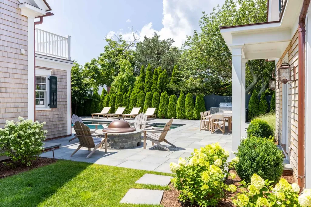 56 North Summer Street Edgartown MA 02539