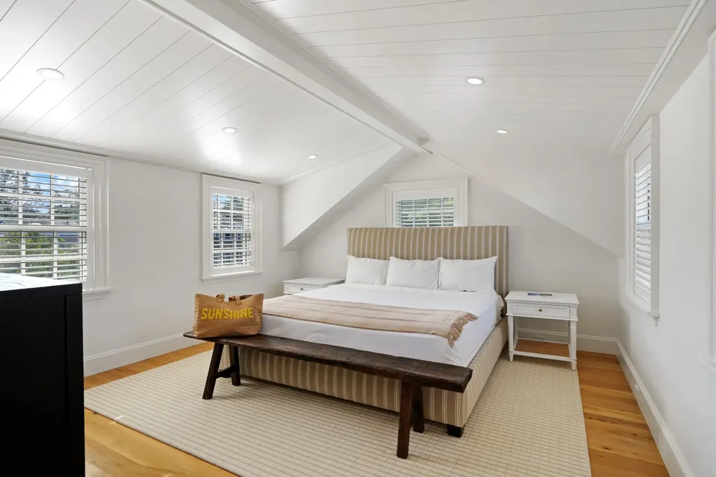 56 North Summer Street Edgartown MA 02539