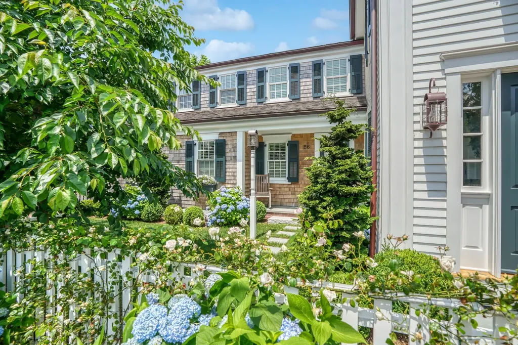 56 North Summer Street Edgartown MA 02539