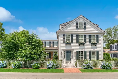 56 North Summer Street Edgartown MA 02539