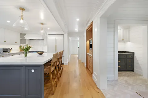 56 North Summer Street Edgartown MA 02539