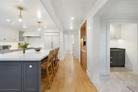 56 North Summer Street Edgartown MA 02539