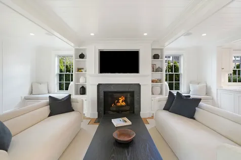 56 North Summer Street Edgartown MA 02539