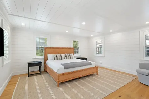 56 North Summer Street Edgartown MA 02539