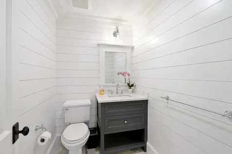 56 North Summer Street Edgartown MA 02539