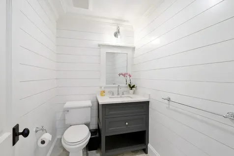 56 North Summer Street Edgartown MA 02539