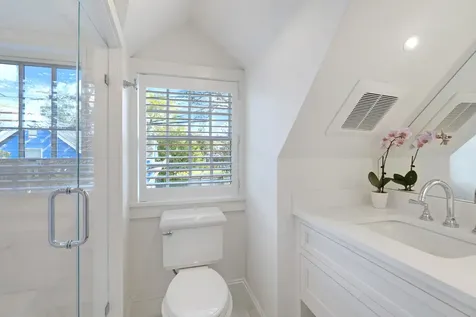 56 North Summer Street Edgartown MA 02539