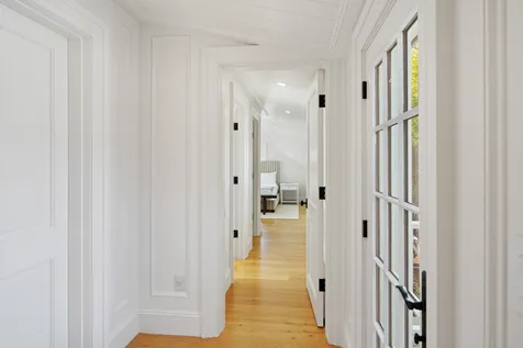 56 North Summer Street Edgartown MA 02539