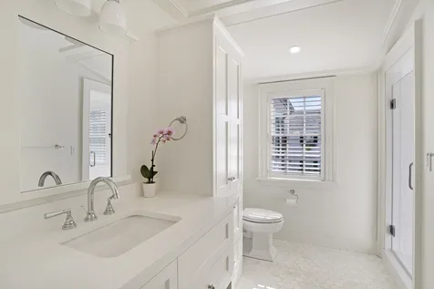 56 North Summer Street Edgartown MA 02539