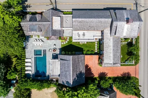 56 North Summer Street Edgartown MA 02539