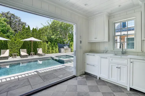 56 North Summer Street Edgartown MA 02539