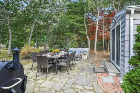 26 Sea Glen Road Oak Bluffs MA 02557