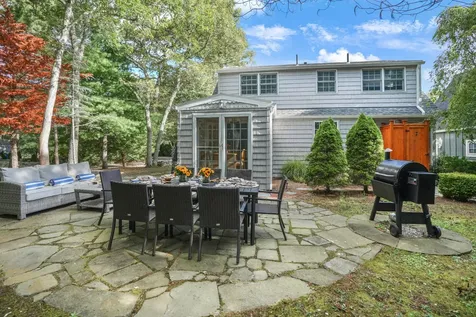 26 Sea Glen Road Oak Bluffs MA 02557