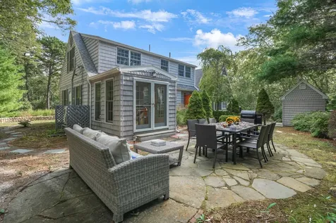 26 Sea Glen Road Oak Bluffs MA 02557
