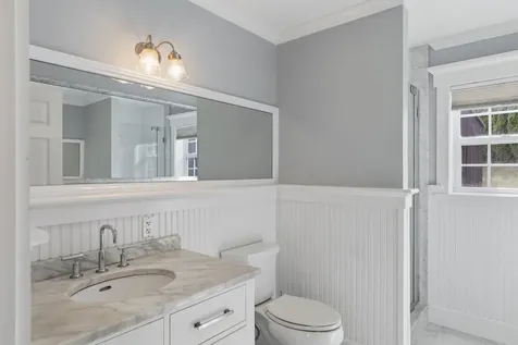 21 Davis Street Vineyard Haven MA 02568