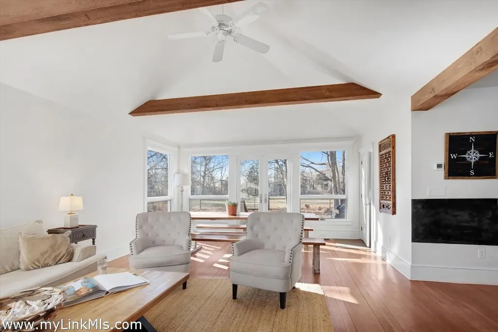 16 South Road Chilmark MA 02535