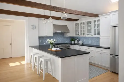 16 South Road Chilmark MA 02535