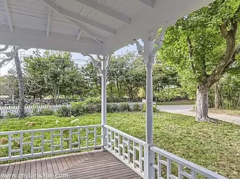 16 South Road Chilmark MA 02535