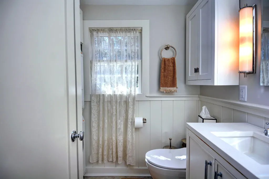 31 North Road Chilmark MA 02535