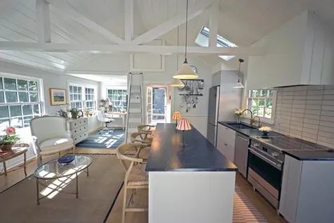 31 North Road Chilmark MA 02535