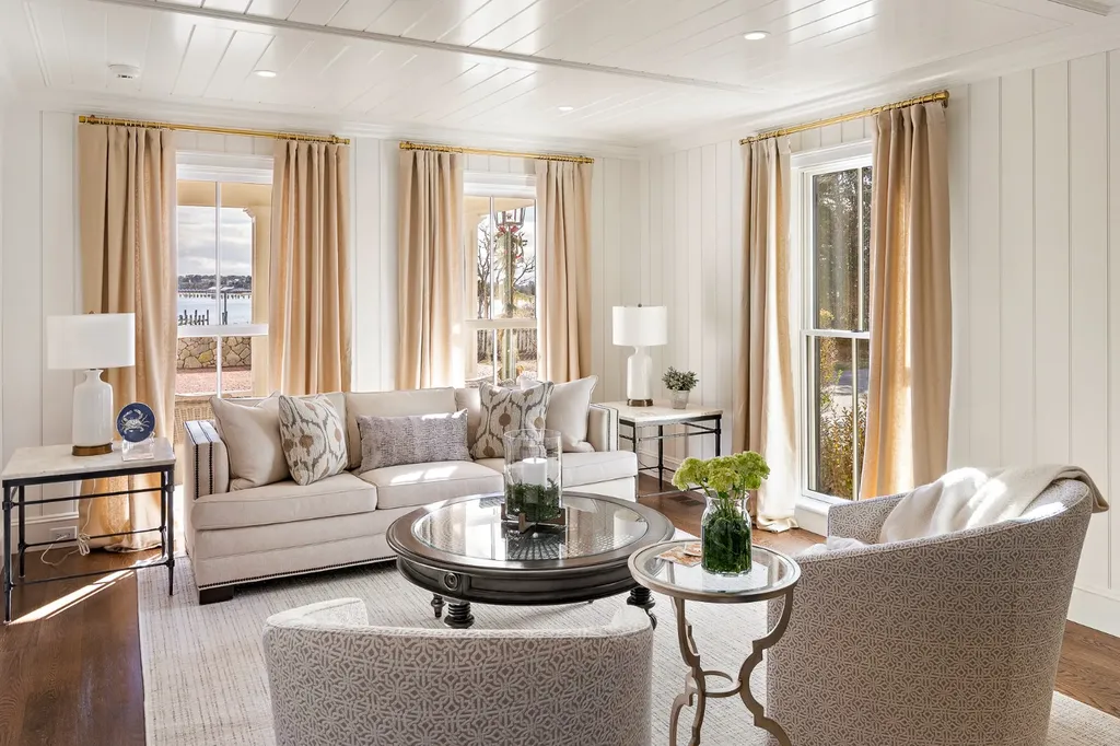114 North Water Street Edgartown MA 02539