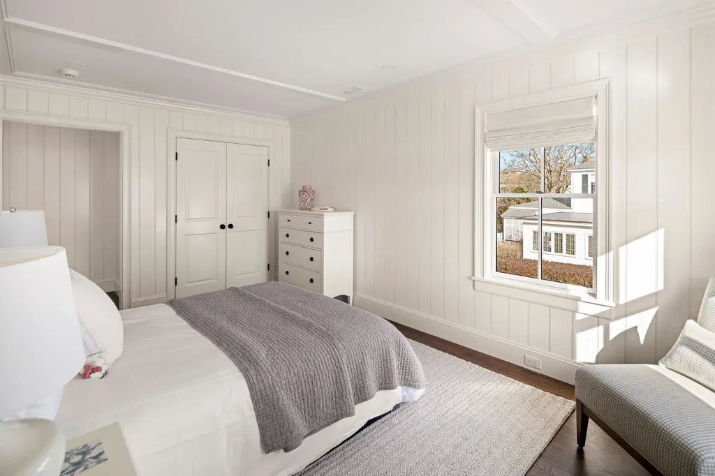 114 North Water Street Edgartown MA 02539